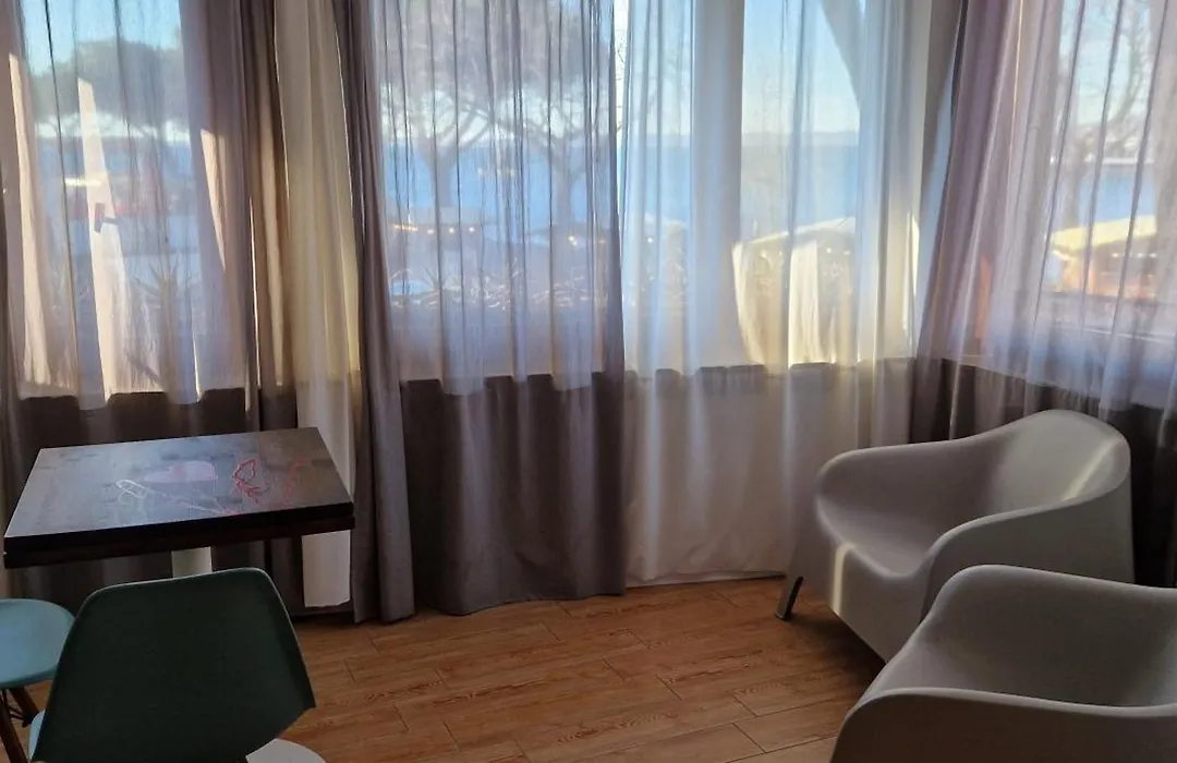Casa Lady-1